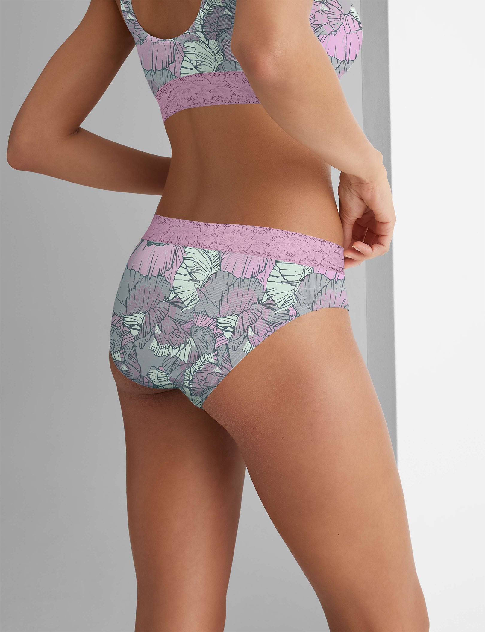 Women's Second Skin Brief, Lace Waist - Image 15
