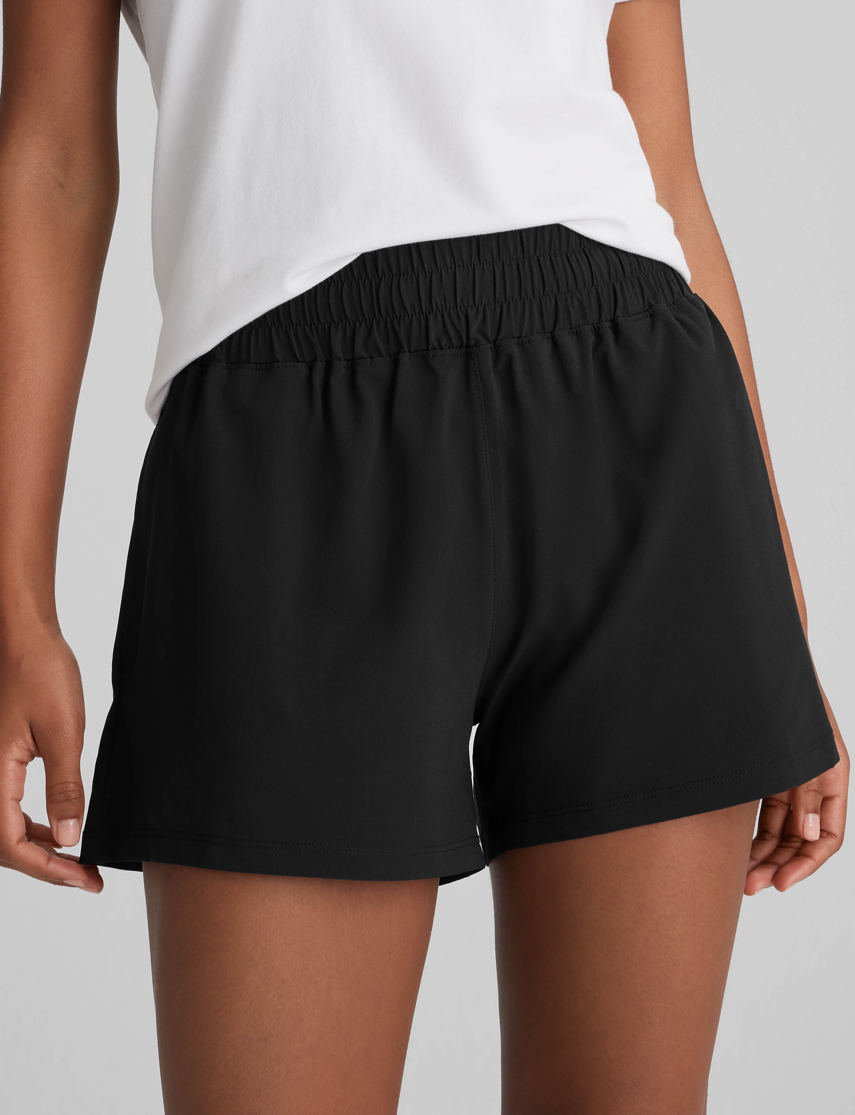 Women's Luxe Traveler Woven Short