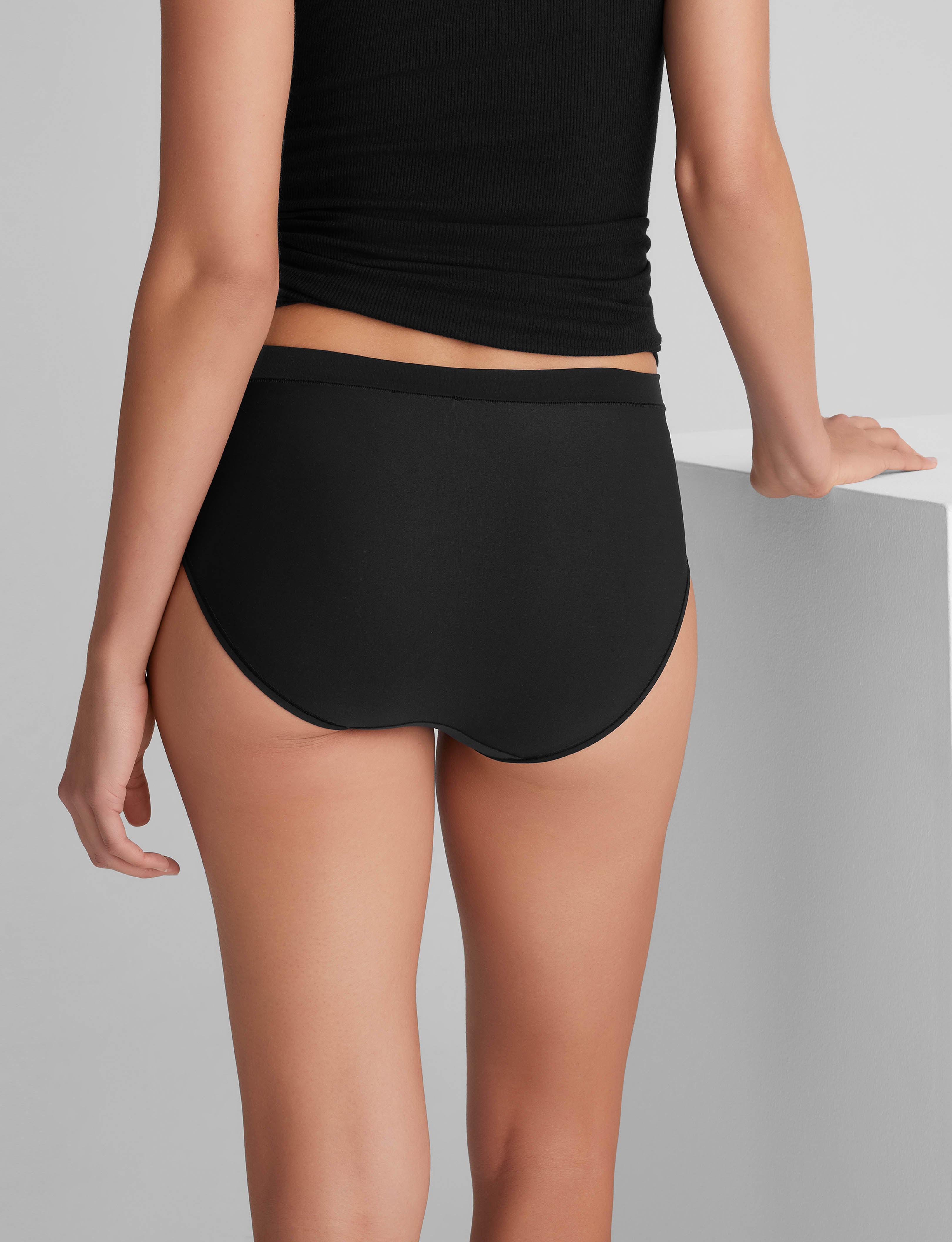 Women's One-Size High Rise Brief